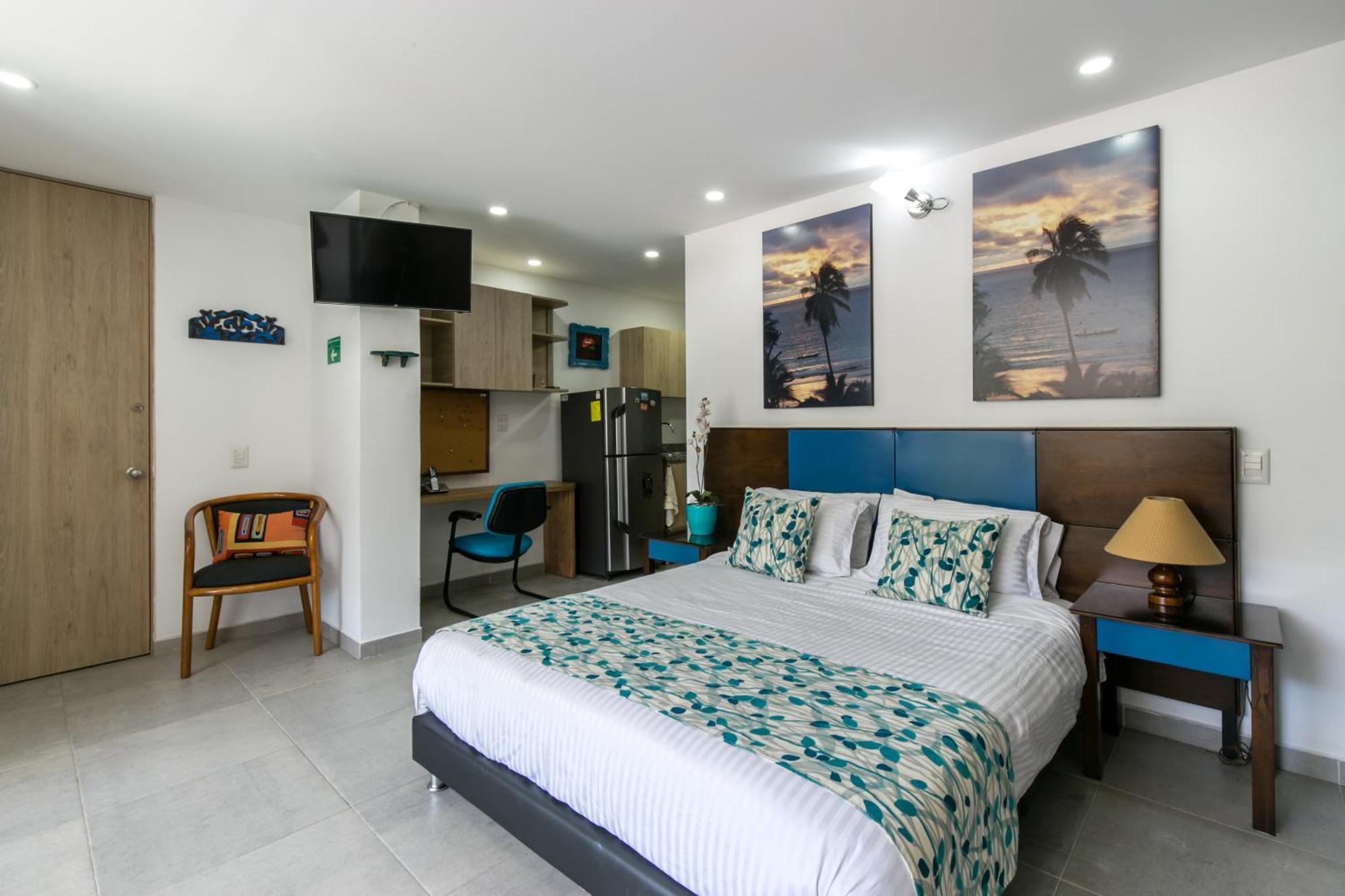 Apartamentos Borbon Suites Medellin Exterior photo