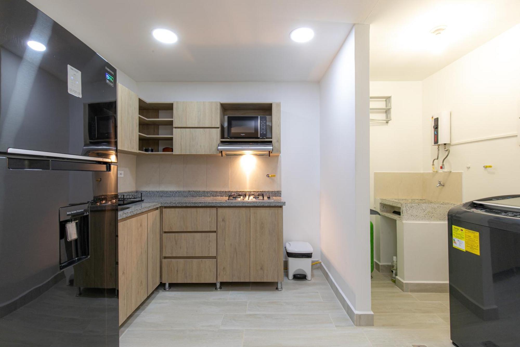 Apartamentos Borbon Suites Medellin Exterior photo