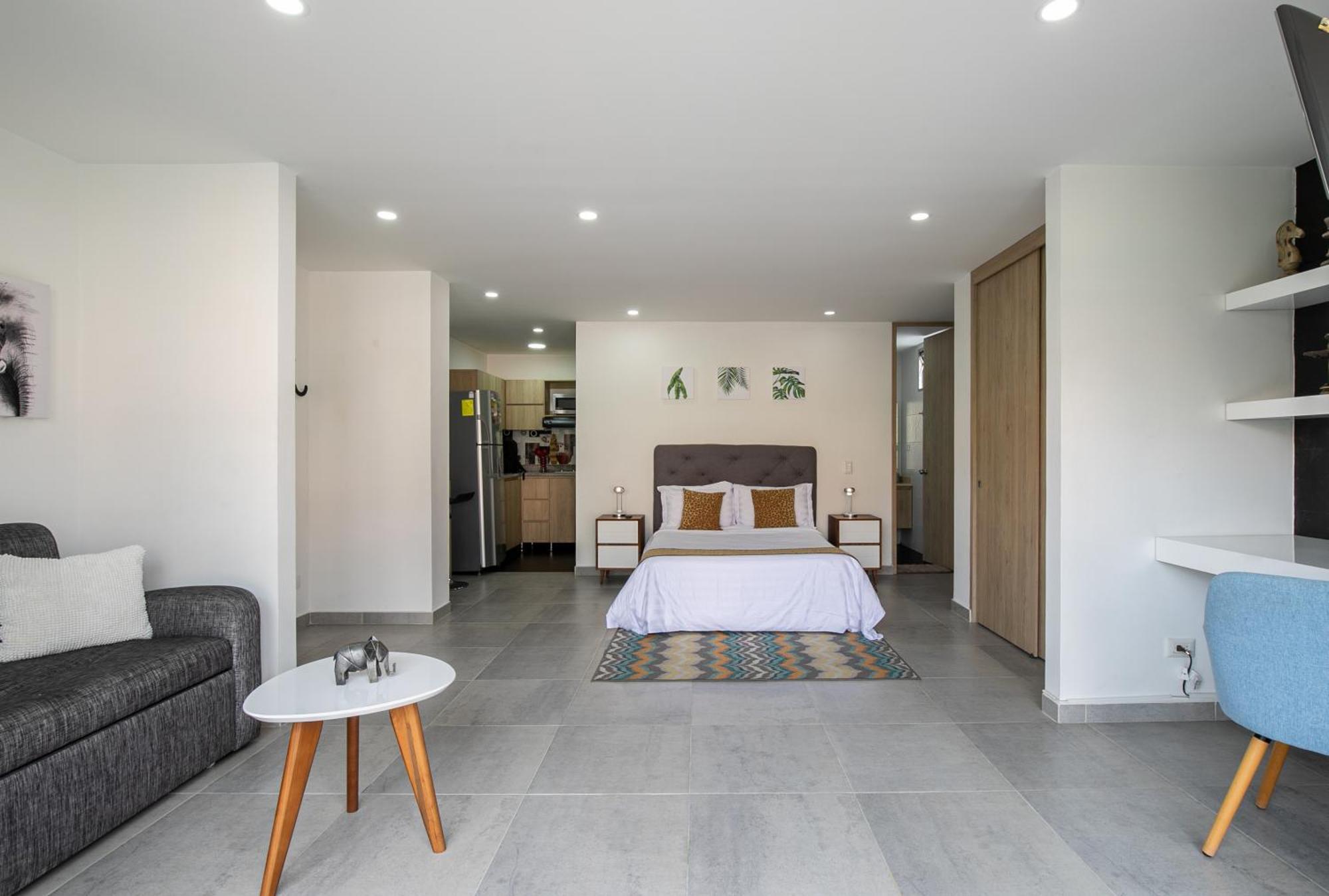 Apartamentos Borbon Suites Medellin Exterior photo
